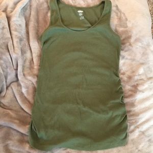 Old navy maternity tank